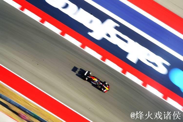 F1美国站:维斯塔潘杆位夺冠 诺里斯亚军勒克莱尔第3 F1美国站:维斯塔潘杆位夺冠 诺里斯亚军勒克莱尔第3