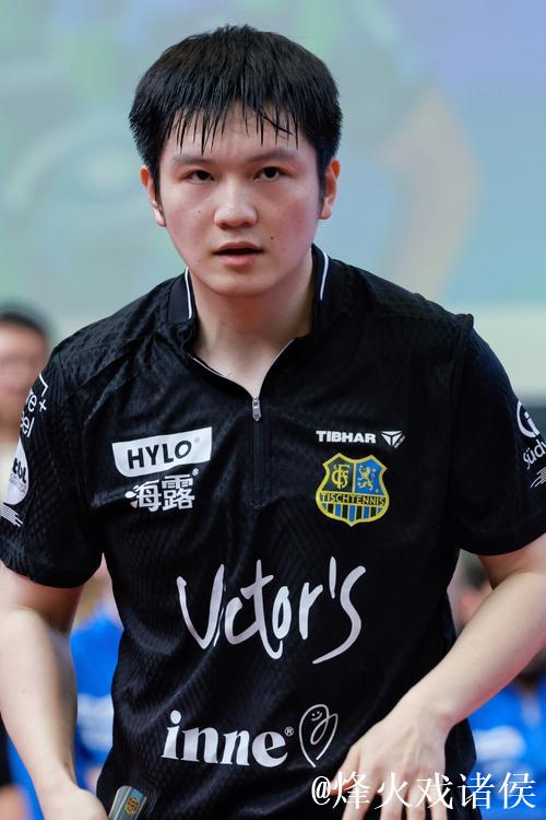 樊振东重返德甲 助萨尔布吕肯俱乐部主场取胜 樊振东重返德甲 助萨尔布吕肯俱乐部主场取胜